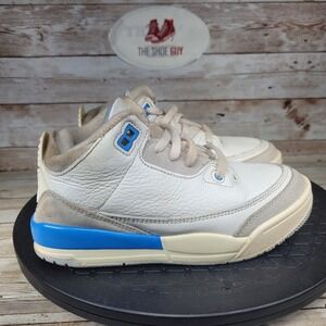 Air Jordan 3 Retro Lucky Shorts Sneakers Boys 13C White Lace Up Athletic Shoes